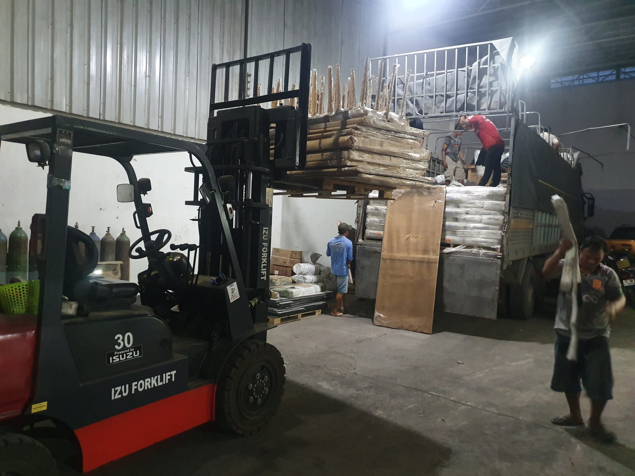 Vận chuyển hàng quá khổ quá tải