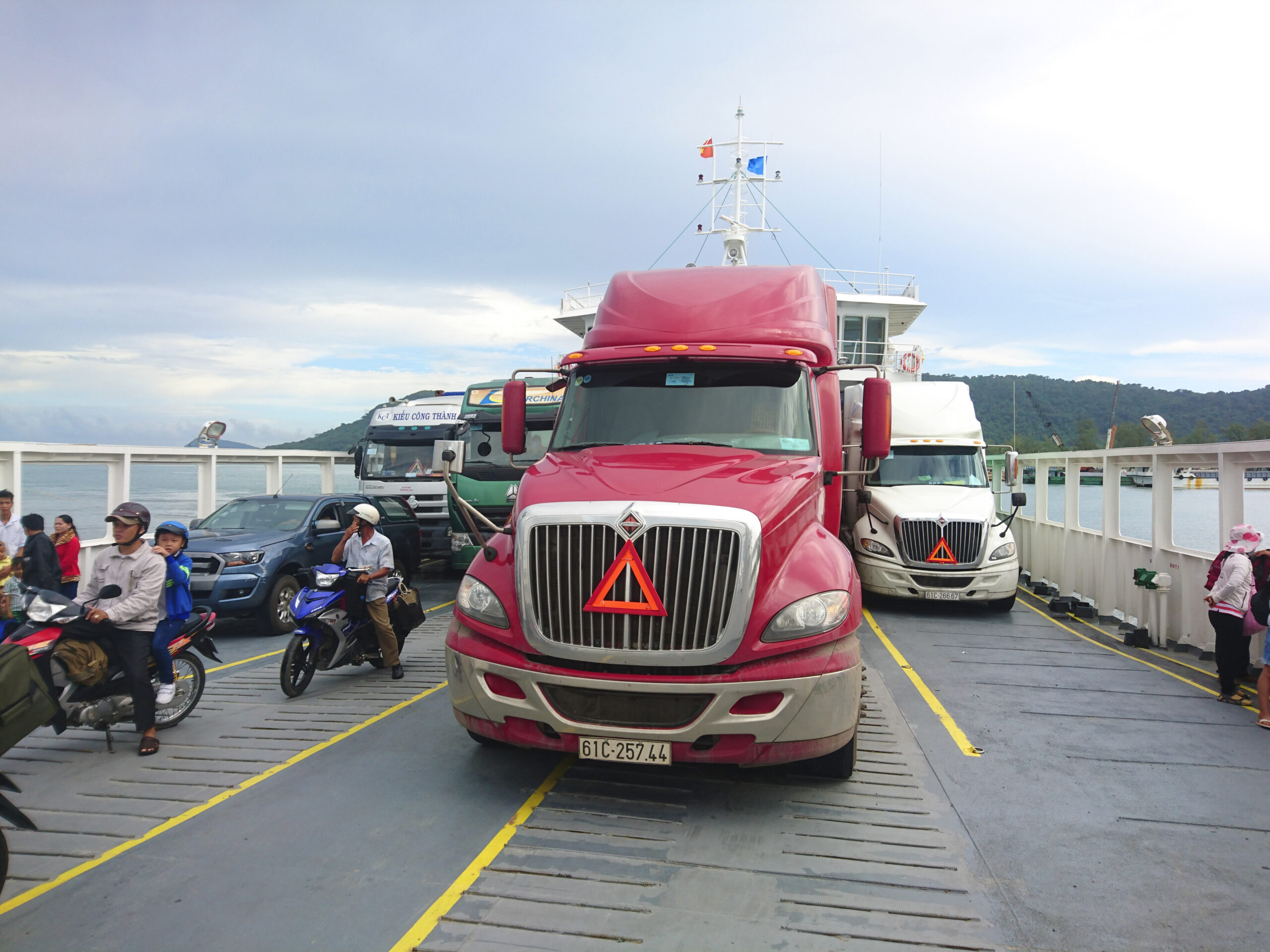 Xe chạy chuyên tuyến Hà Nội - Phú Quốc hằng ngày